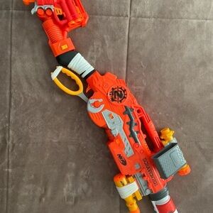 Nerf Zombie Strike Scavenger Blaster - Orange, Gray, and Red